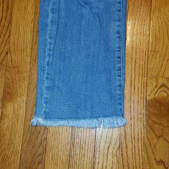 Fashion Nova size 18 distress jeans - Picture 3 of 9
